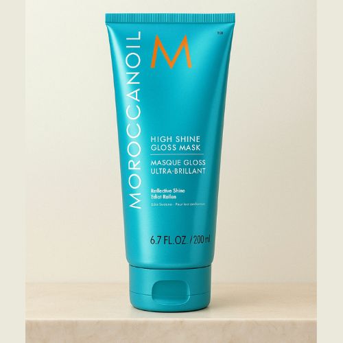 Masque ultra-brillance hydratant capillaire Moroccanoil pour cheveux brillants, doux et réparés