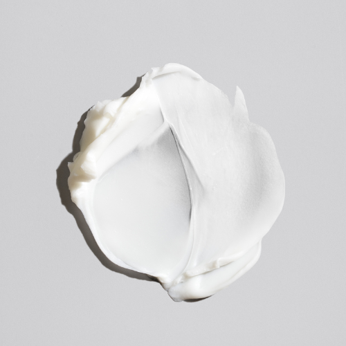Cette pâte de fibres est un mélange de brins soyeux et de polymère de nouvelle génération qui crées un effet aéré de rebond, de séparation et de maintien élastique. 