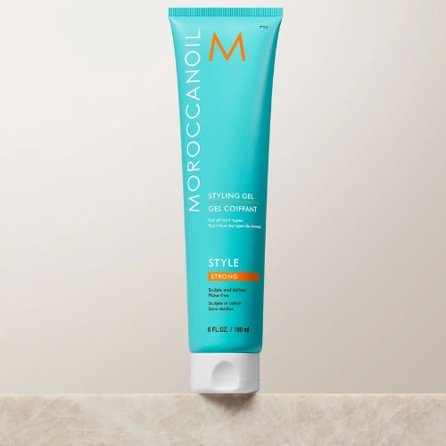 Gel modelant à l’huile d’argan pour des styles structurés à une tenue forte.