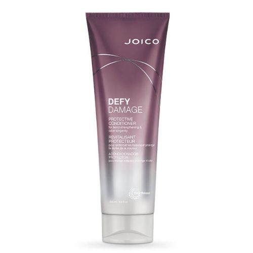 Protège contre les dommages quotidiens des outils chauffants.  Apporte beaucoup d'hydratation.  Démêle instantanément les cheveux.