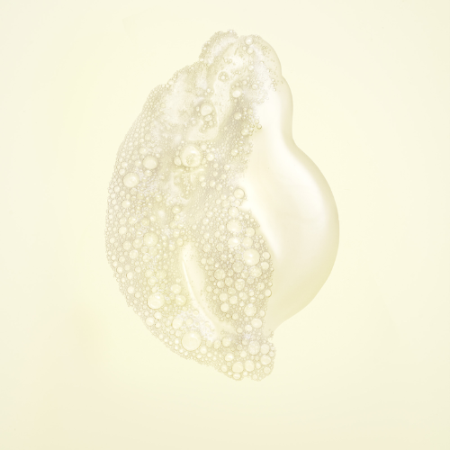 Renforcez les cheveux affaiblis avec ce shampoing nourrissant.   Empêche les cassures et favorise leur allongement.  Renforce leur élasticité.