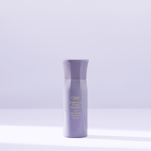 Espacez  les lavages avec ce vaporisateur matifiant pour le cuir chevelu gras.  Équilibre pour un cuir chevelu sain.  Cette brume prolonge le temps entre les lavages.  Matifie le cuir chevelu pour mieux contrôler et ainsi réduire le sébum.  Formule transparente et légère qui n'alourdit pas les chev